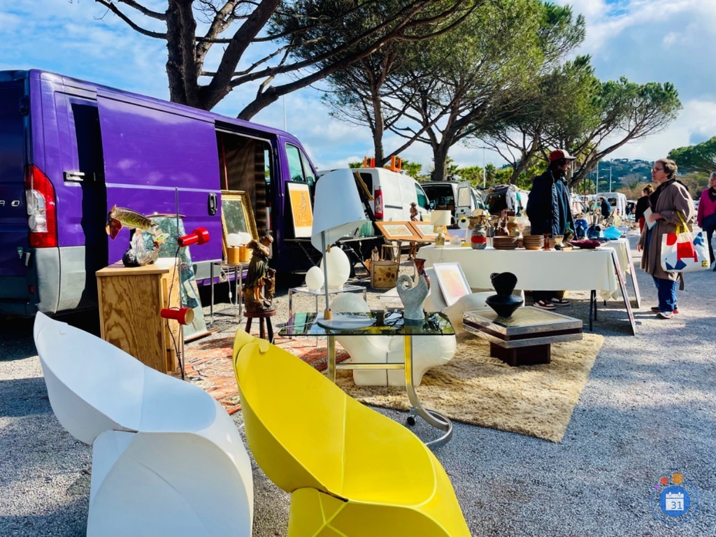 Image Brocante de Cogolin aux Marines (photo 2)