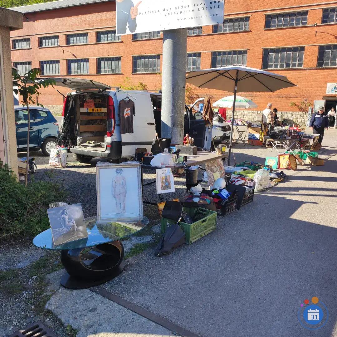Image Vide-greniers aussi brocante et puces (photo 3)
