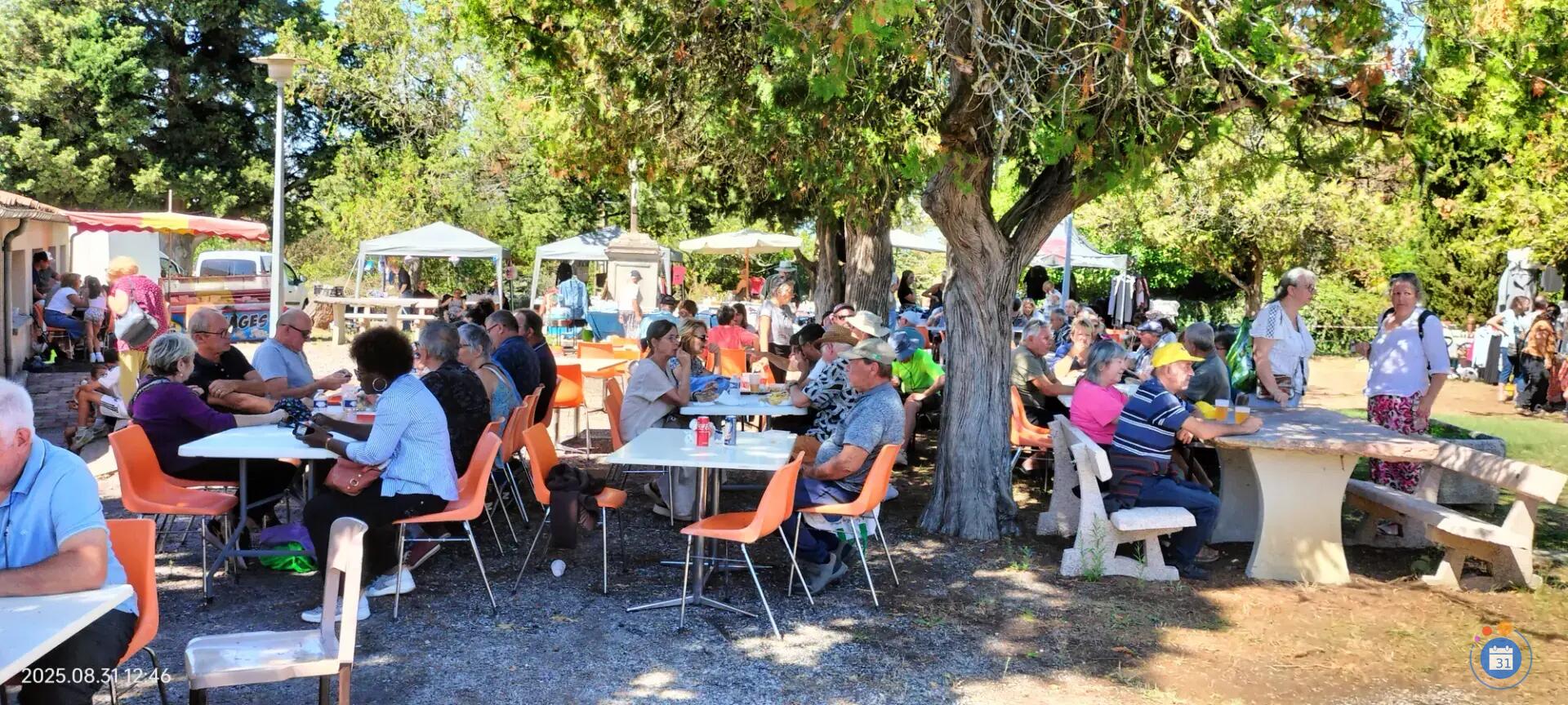 Image Vide Grenier et Produits du Terroir (photo 2)