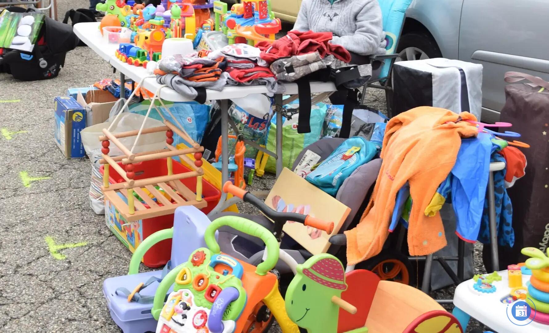 Image brocante, vide grenier de fin d'été (photo 2)