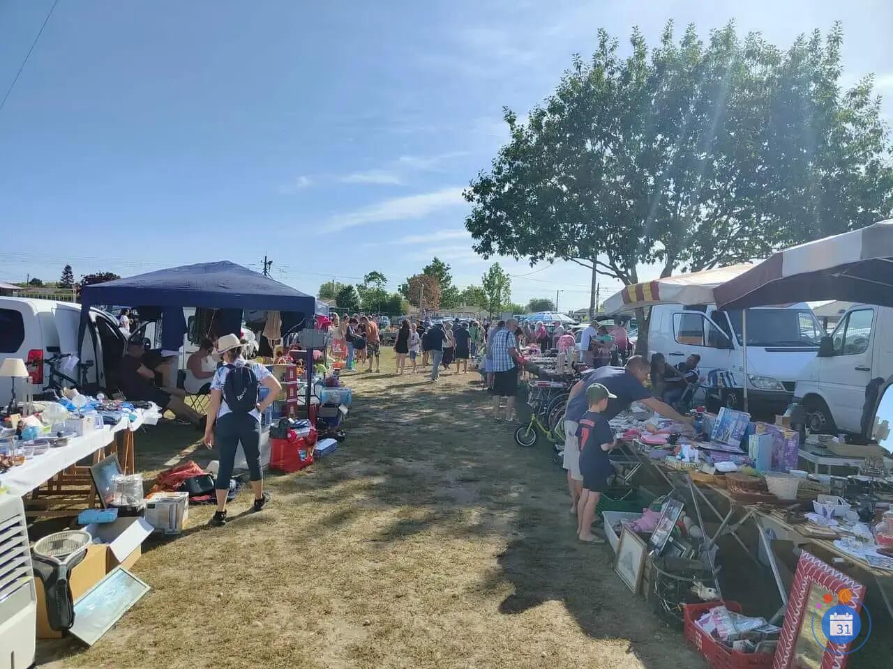 Image LE GRAND VIDE GRENIER DE LA RENTREE (photo 3)