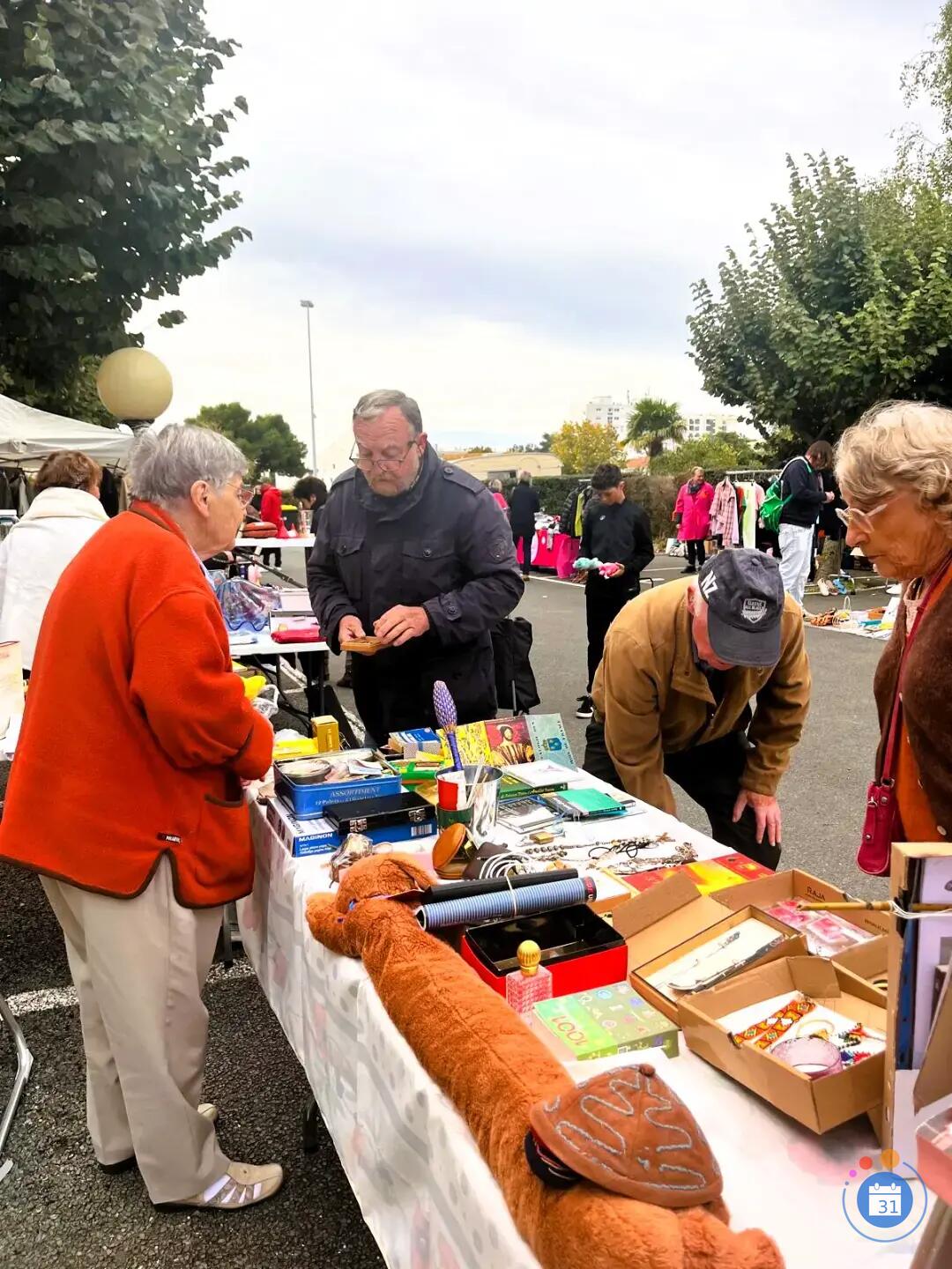 Image 4 EME VIDE-GRENIER DE LA VILLA OPALINE (photo 2)