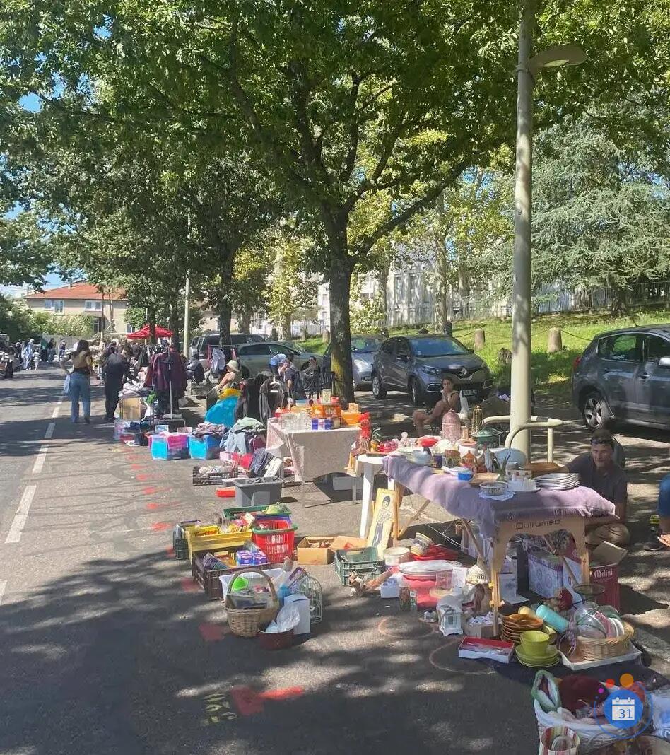 Image Vide Greniers de l'AL Caluire Basket (photo 2)