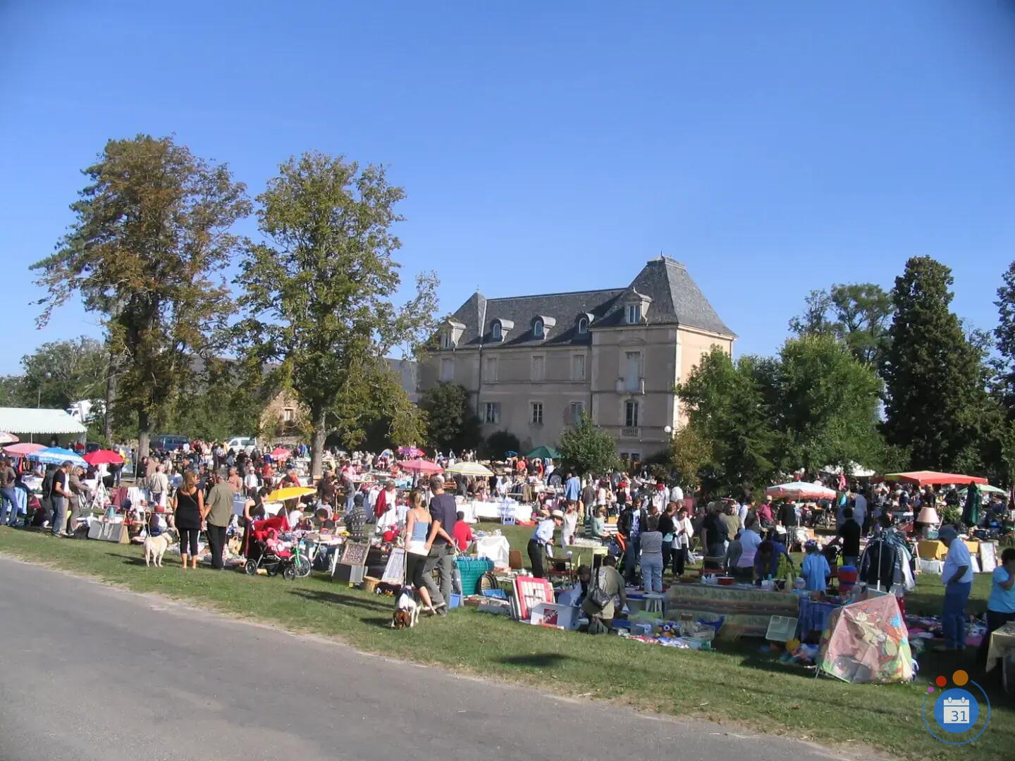 Image Grand Vide-Grenier agas au Domaine de Combelles (photo 3)