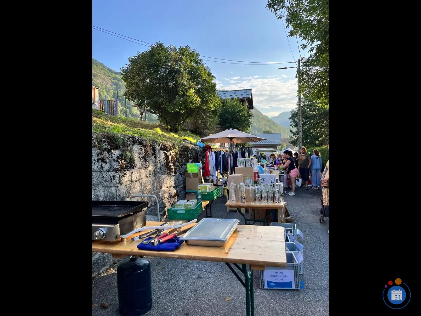 Image Vide Grenier du Sou des Ecoles d’Onnion (photo 2)