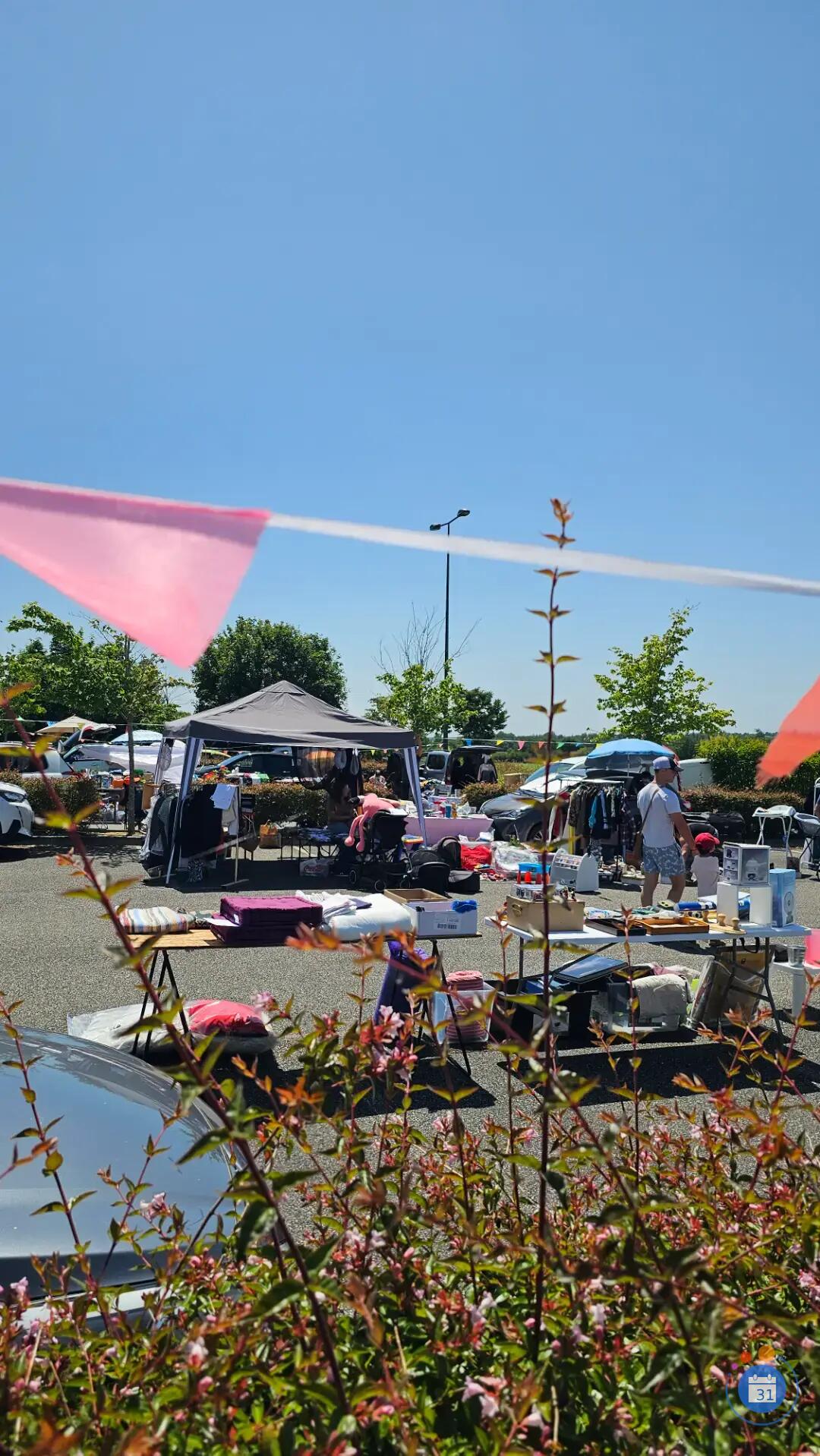 Image Vide grenier (photo 2)