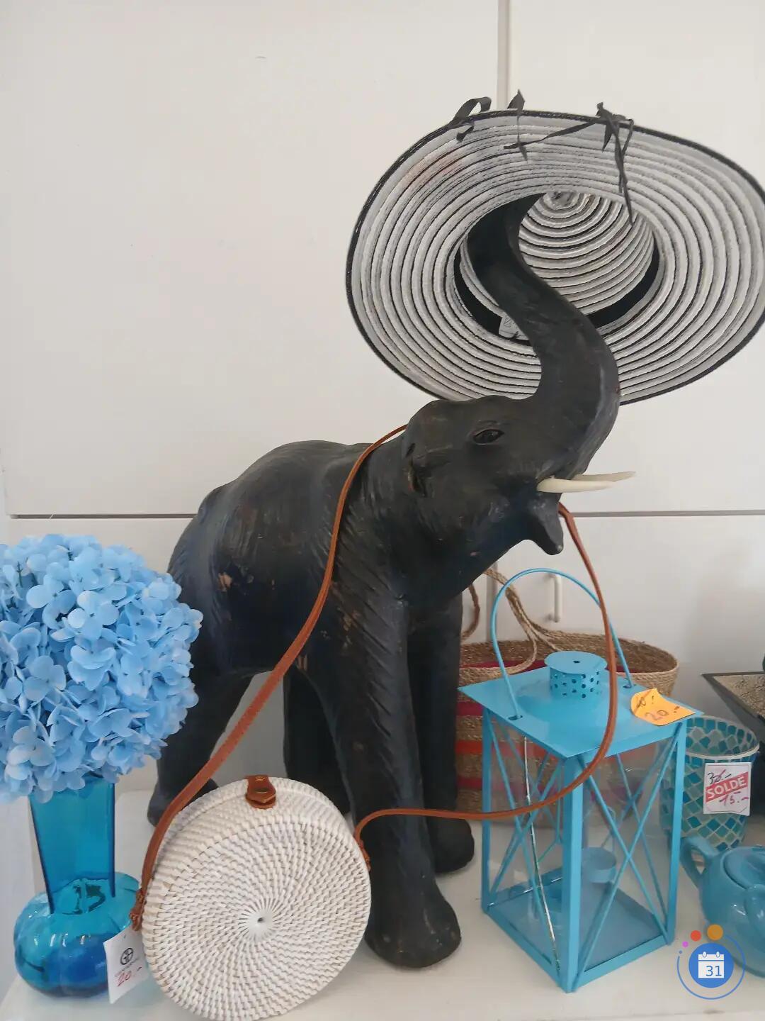 Image Brocante des particuliers au coeur de Genève (photo 2)