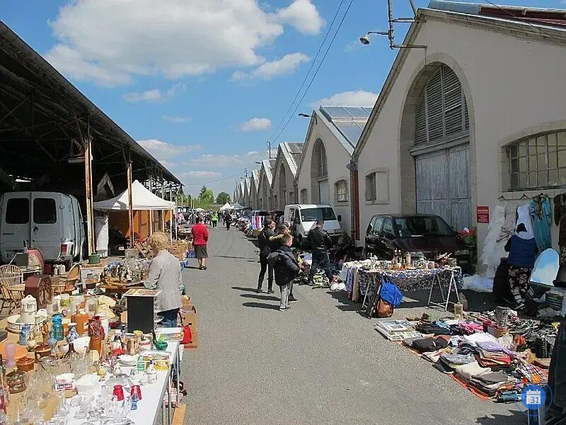 Image Vide grenier de l'espace Dedon (photo 2)