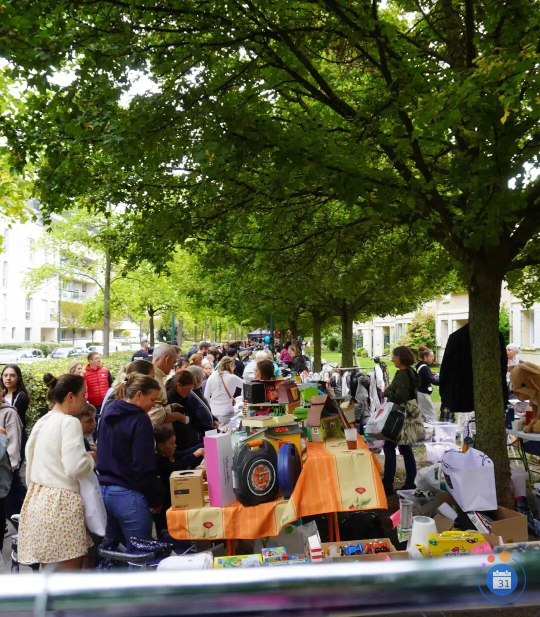 Image Vide-greniers de Carrières-sur-Seine (photo 3)