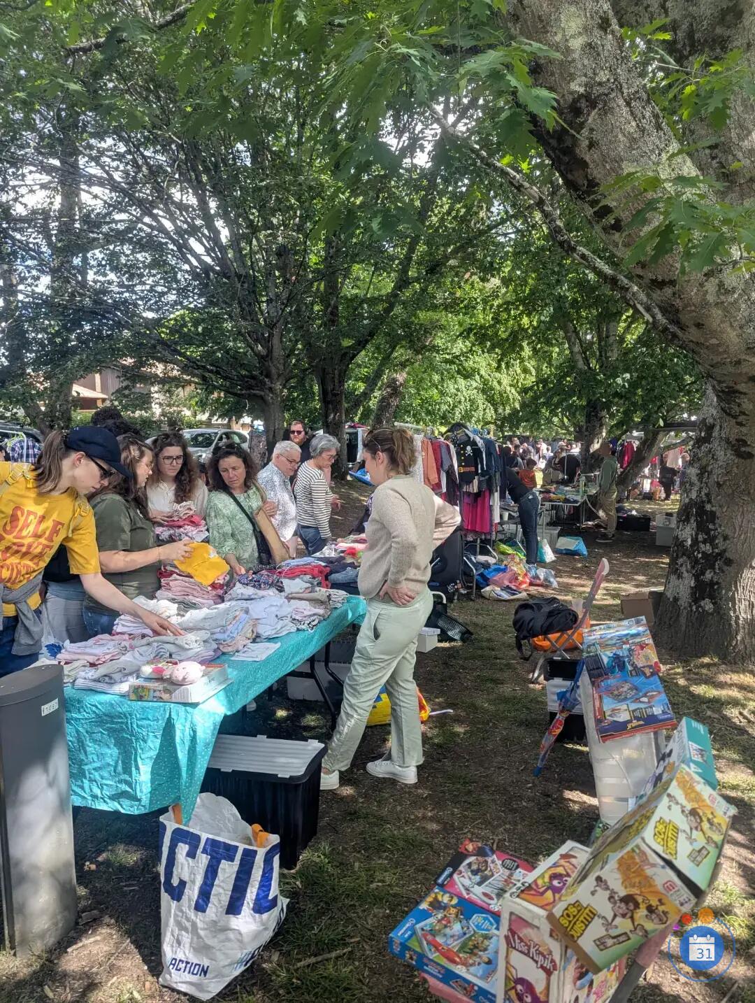 Image Grand vide grenier d'automne (photo 2)