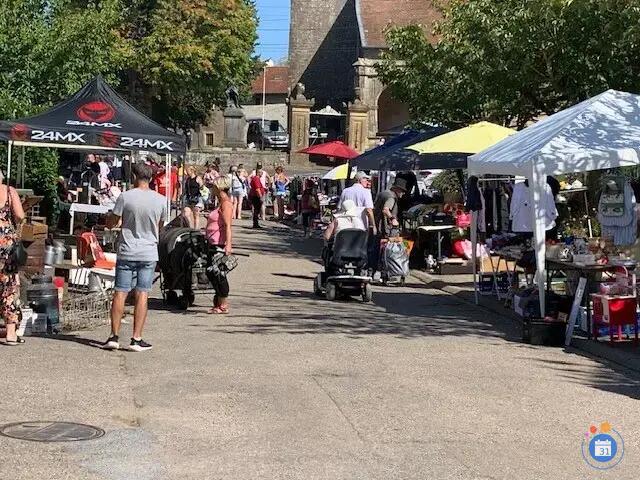 Image Brocante et débalage à Mairy Mainville (EGLISE) (photo 2)