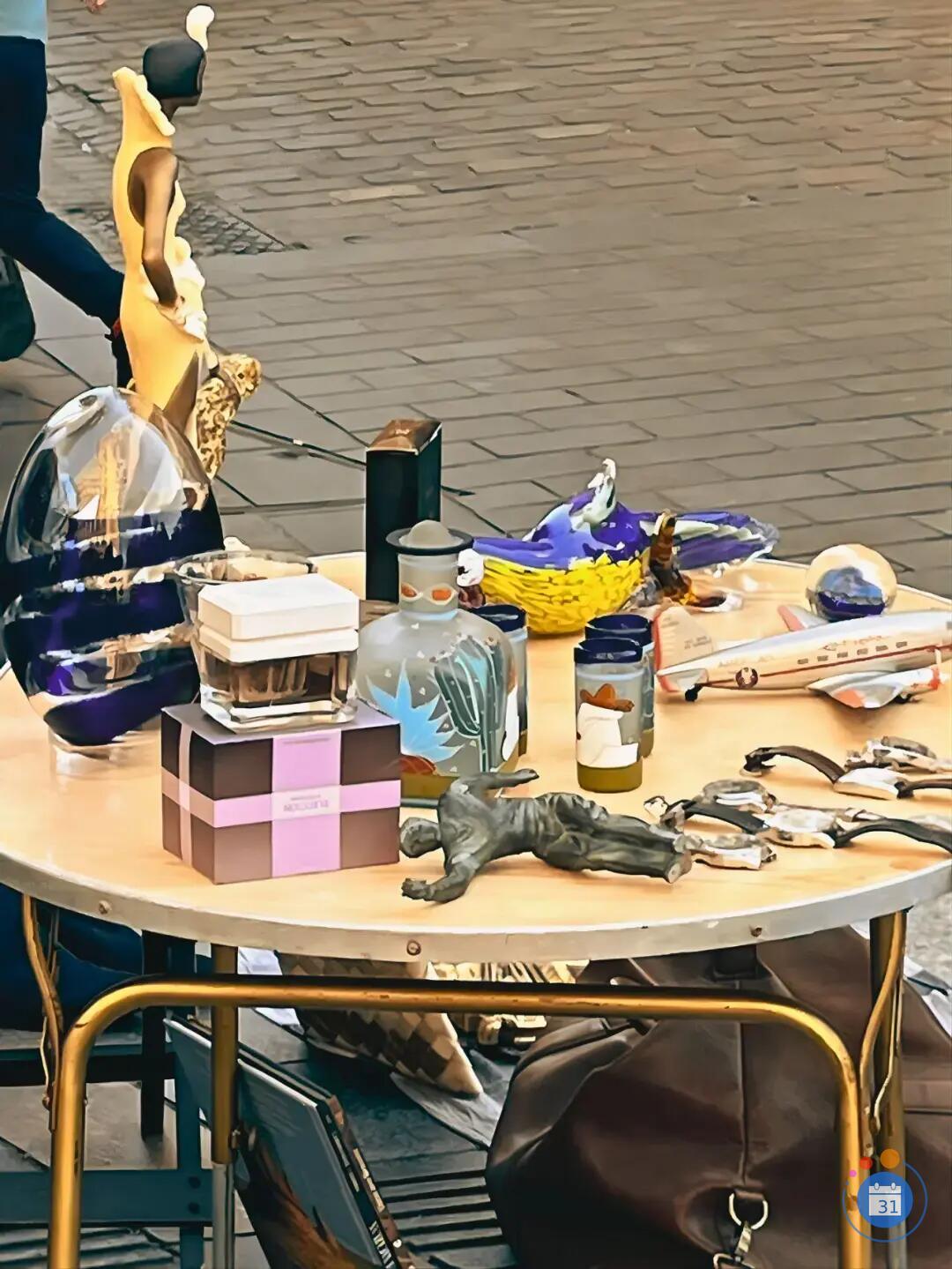 Image Vide Grenier Géant de la Rue Alsace Lorraine de Toulouse du dimanche 4 octobre (photo 4)