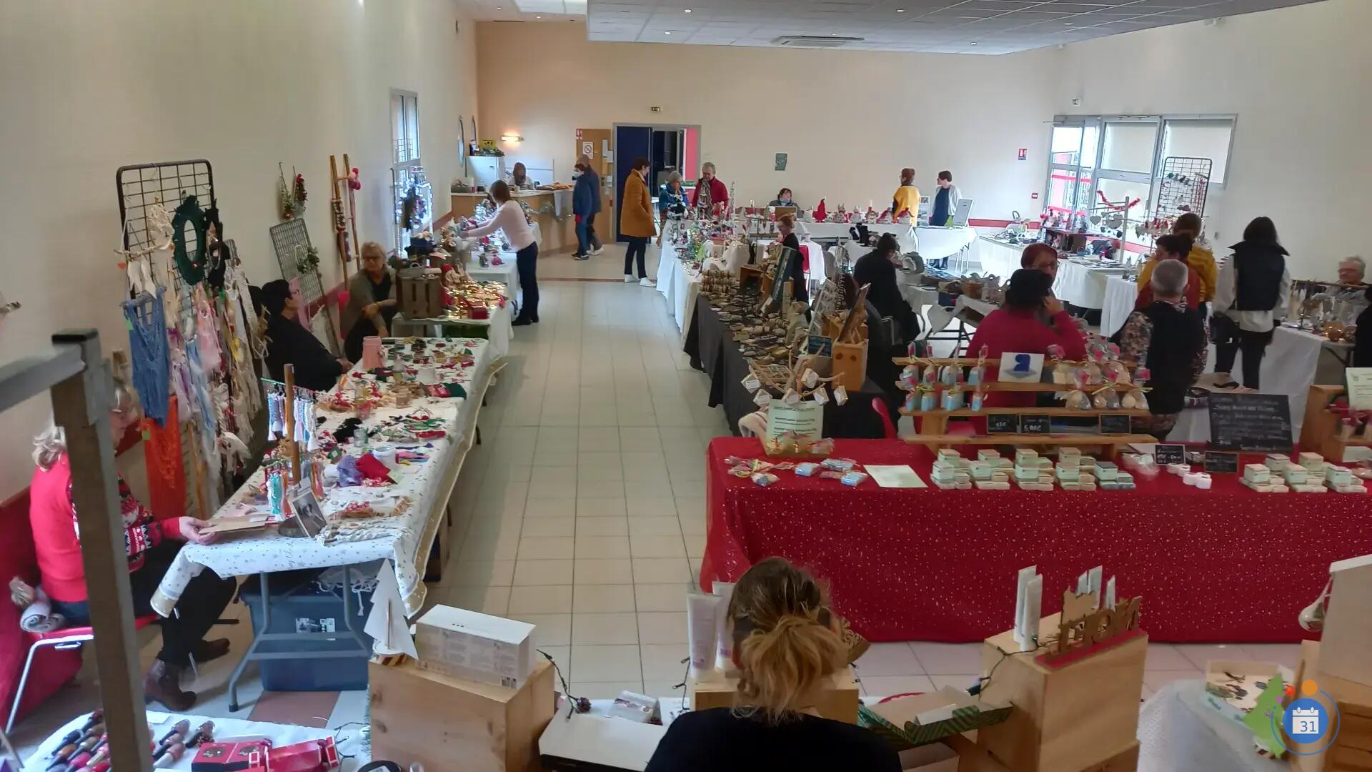 Image marché au profit de l'école de Sainte-Sabine (photo 2)