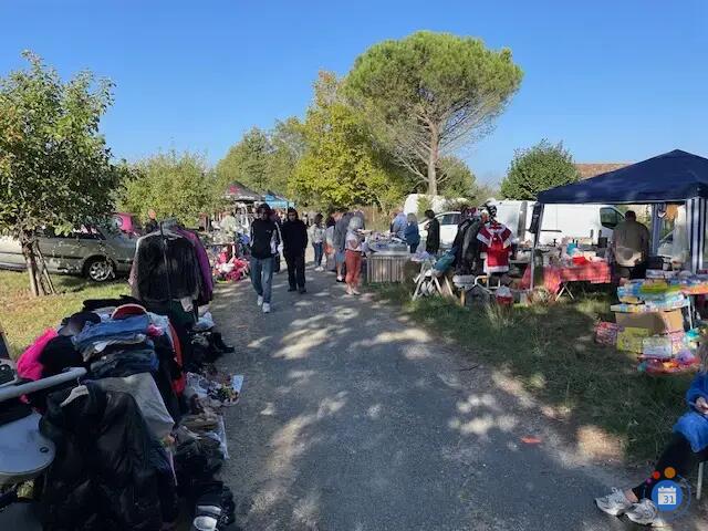 Image Vide grenier de l'AREB (photo 2)
