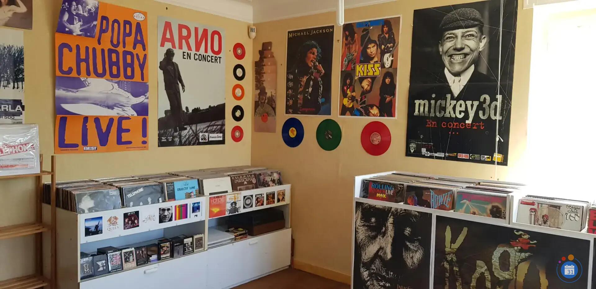 Image DESTOCKAGE MASSIF DE VINYLES à petits prix (photo 2)