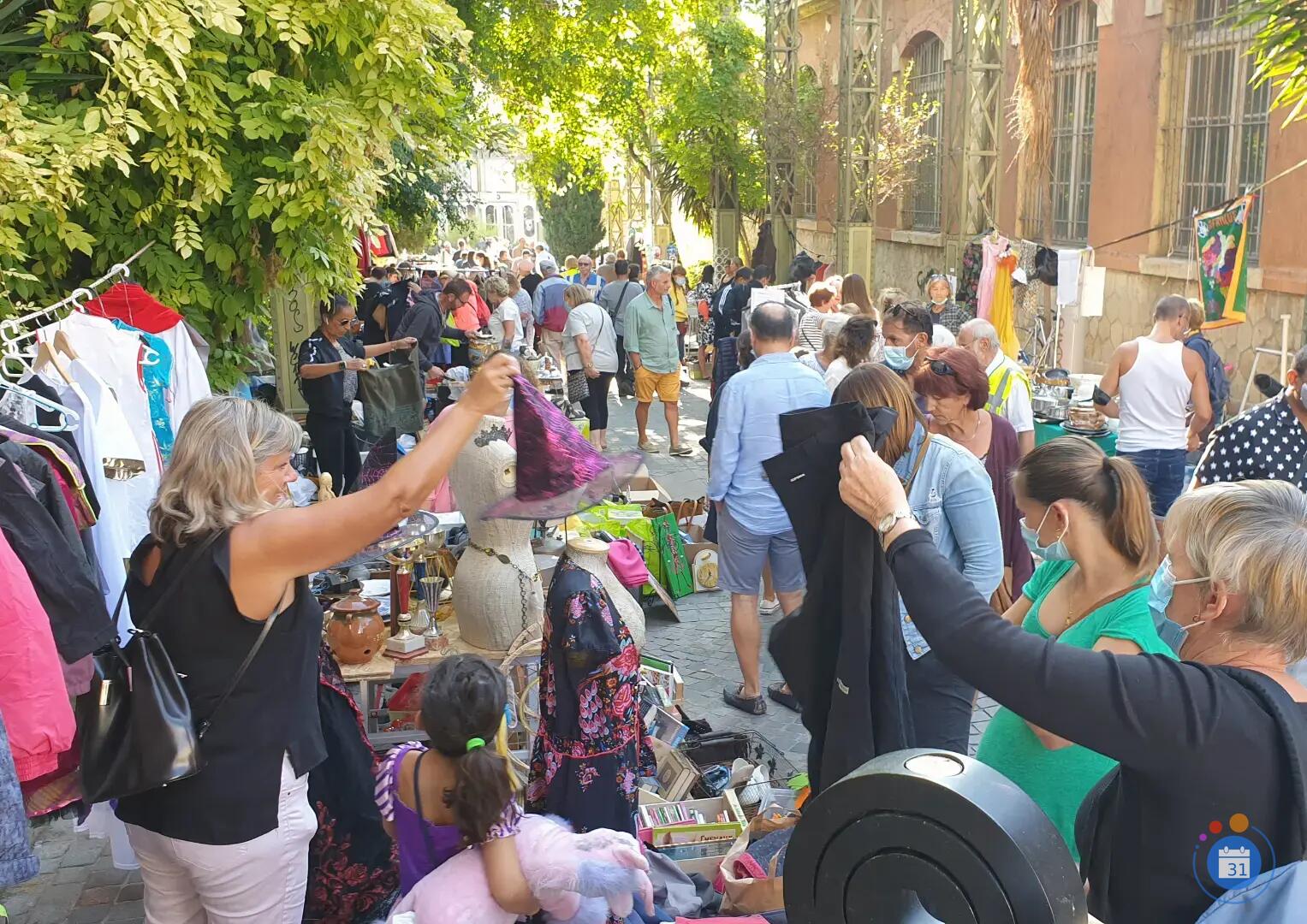 Image vide grenier d'automne (photo 2)