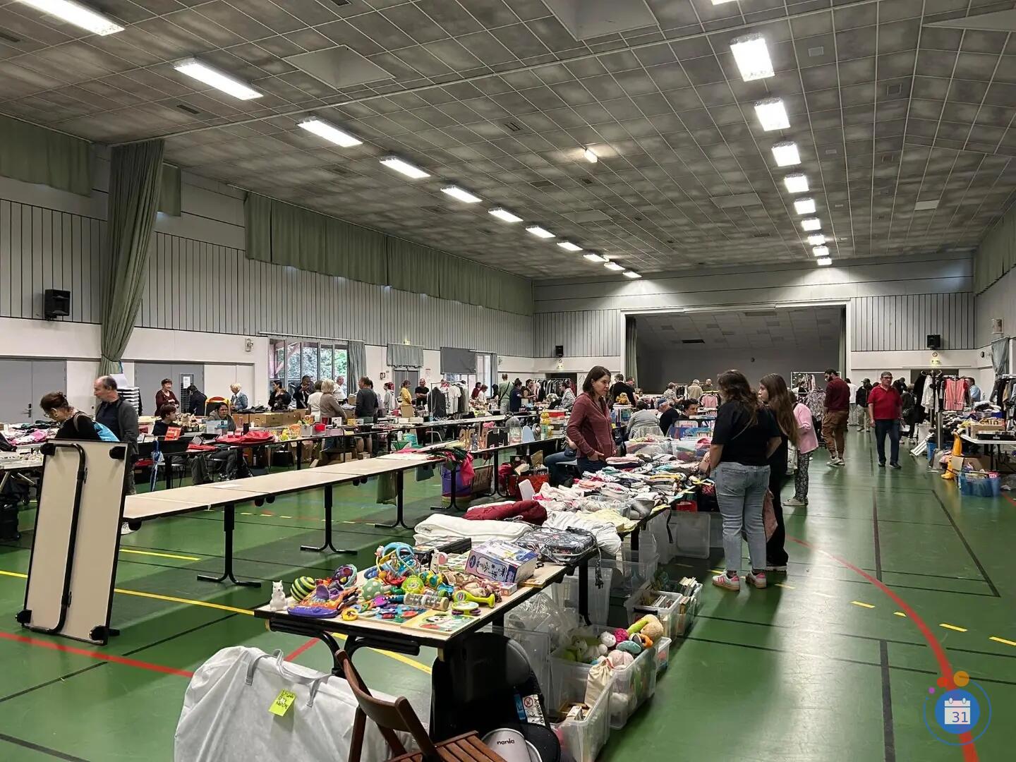 Image vide grenier avant garde St Jean de Bournay (photo 1)
