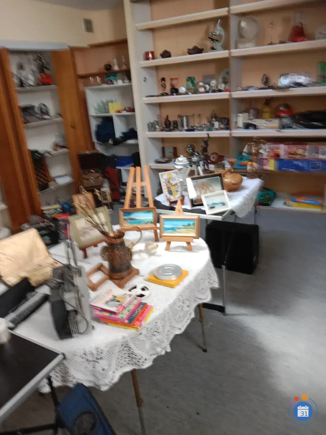 Image vide garage et local (photo 1)