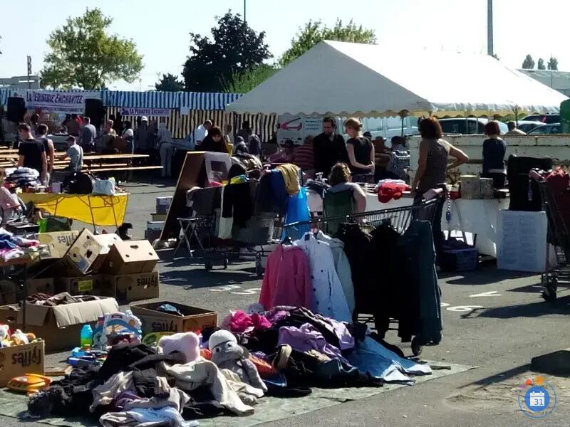 Image vide grenier fête nautique (photo 2)