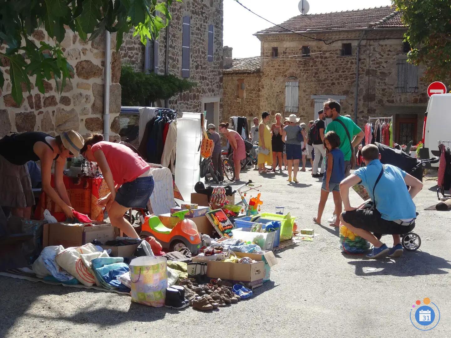 Image Vide grenier (photo 1)