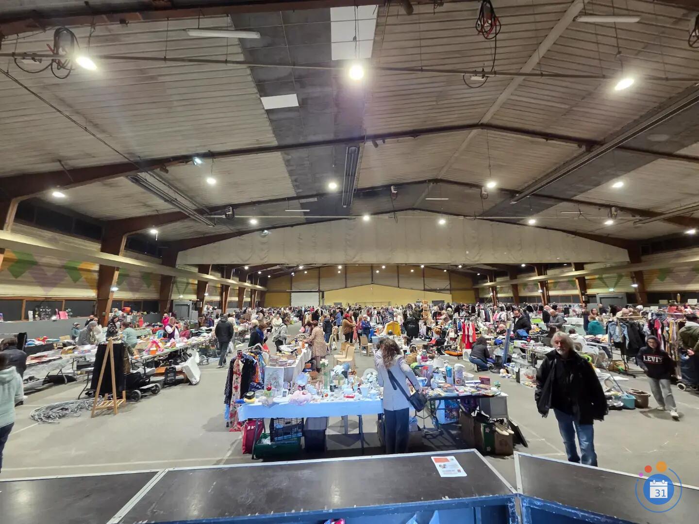 Image Vide grenier stade montois moto (photo 2)
