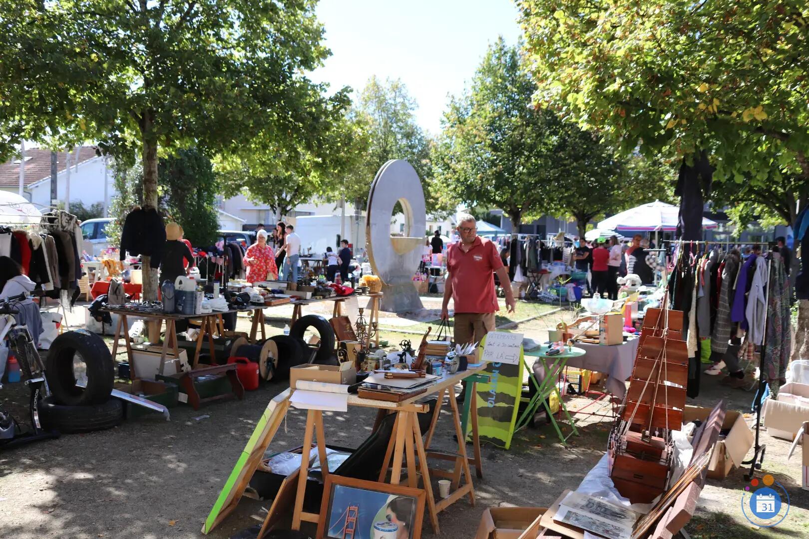 Image vide-grenier annuel du quartier de La Gespe (photo 2)