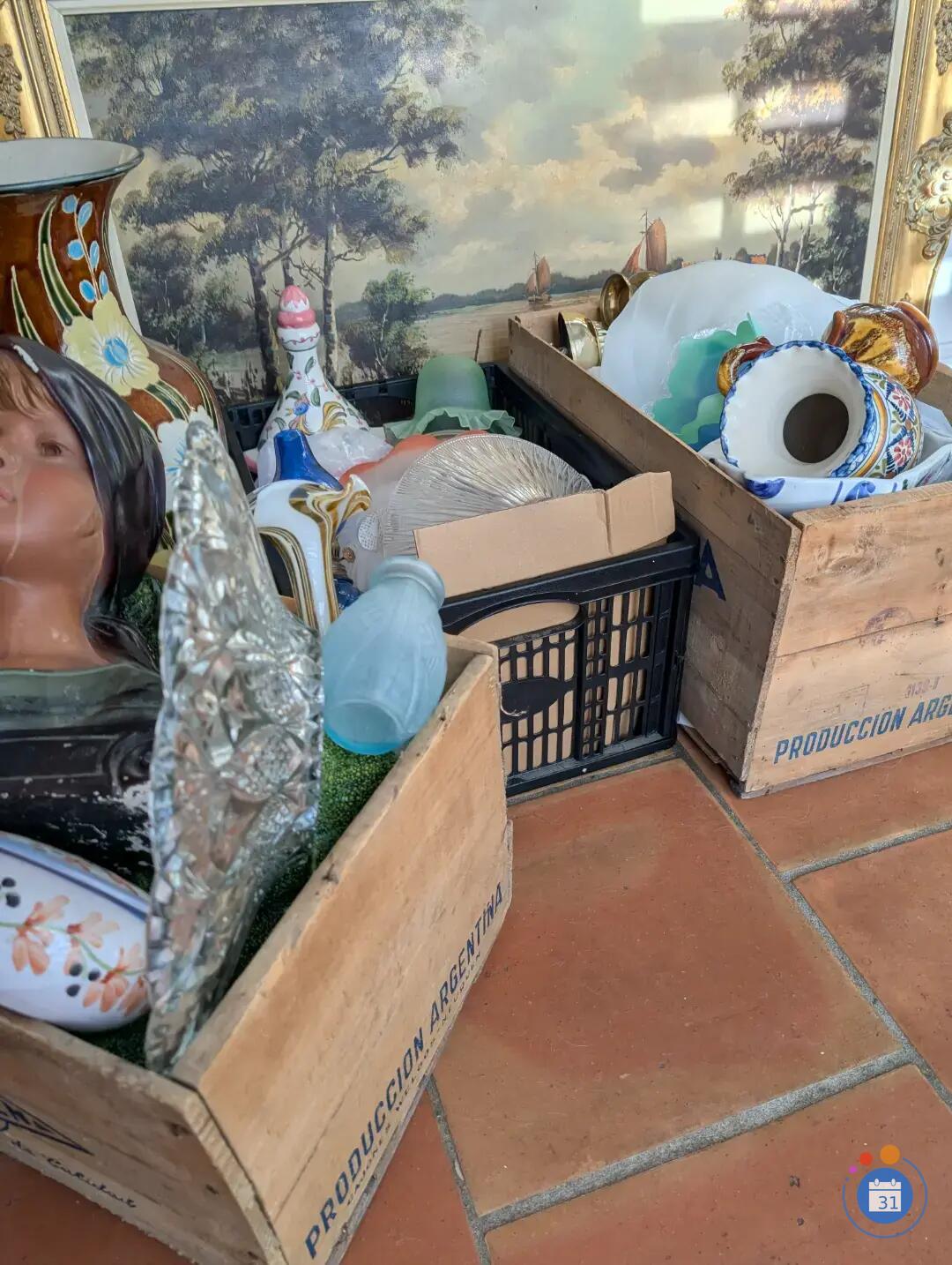 Image Grand vide-chai (80 m²) Trésors vintage, meubles & bibelots ! (photo 3)