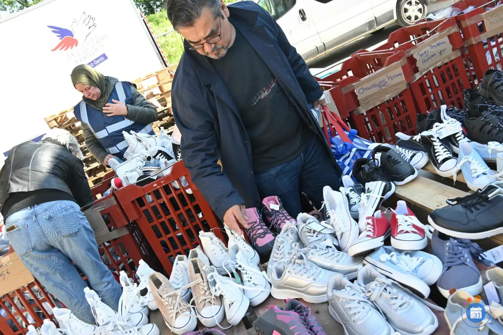 Image Braderie solidaire spéciale rentrée scolaire (photo 1)