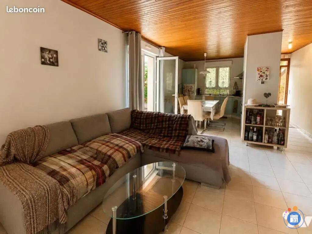 Image VIDE MAISON CAHORS (photo 1)