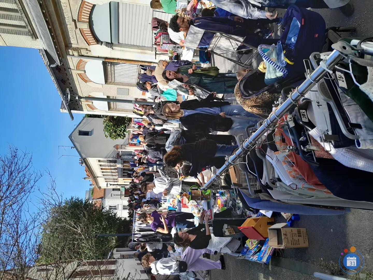 Image brocante voisins-voisines (photo 1)