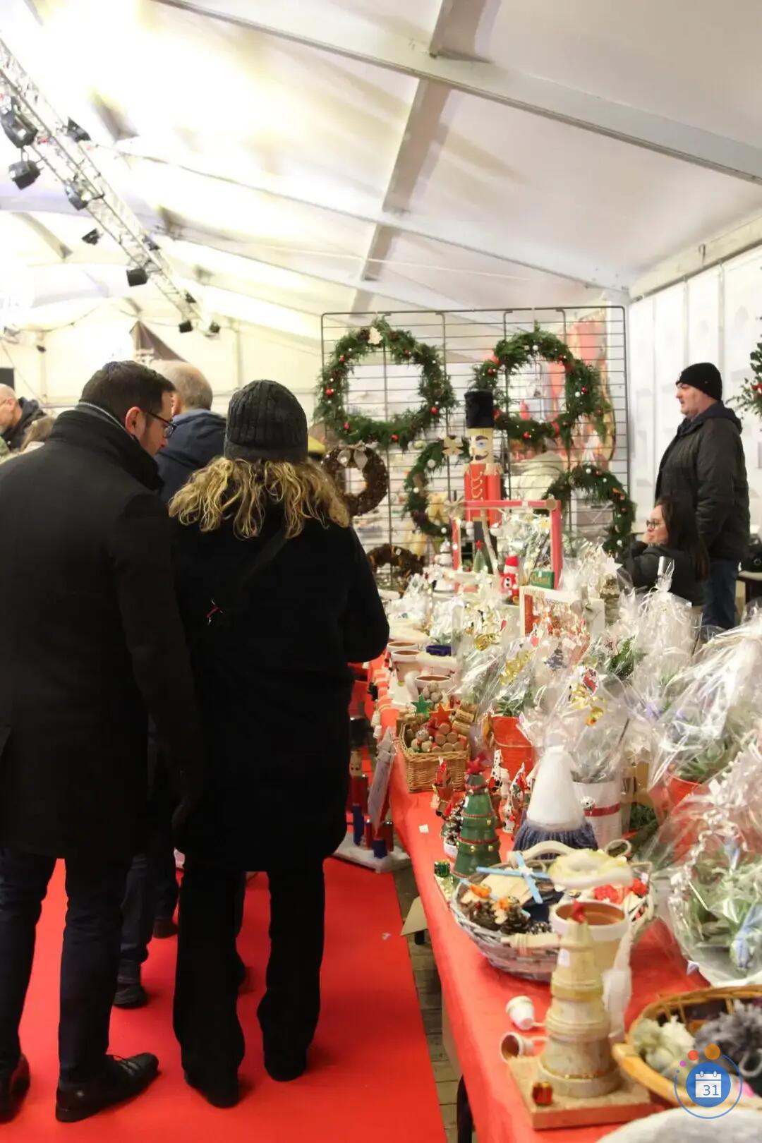 Image Marché de Noël des créateurs et producteurs (photo 3)