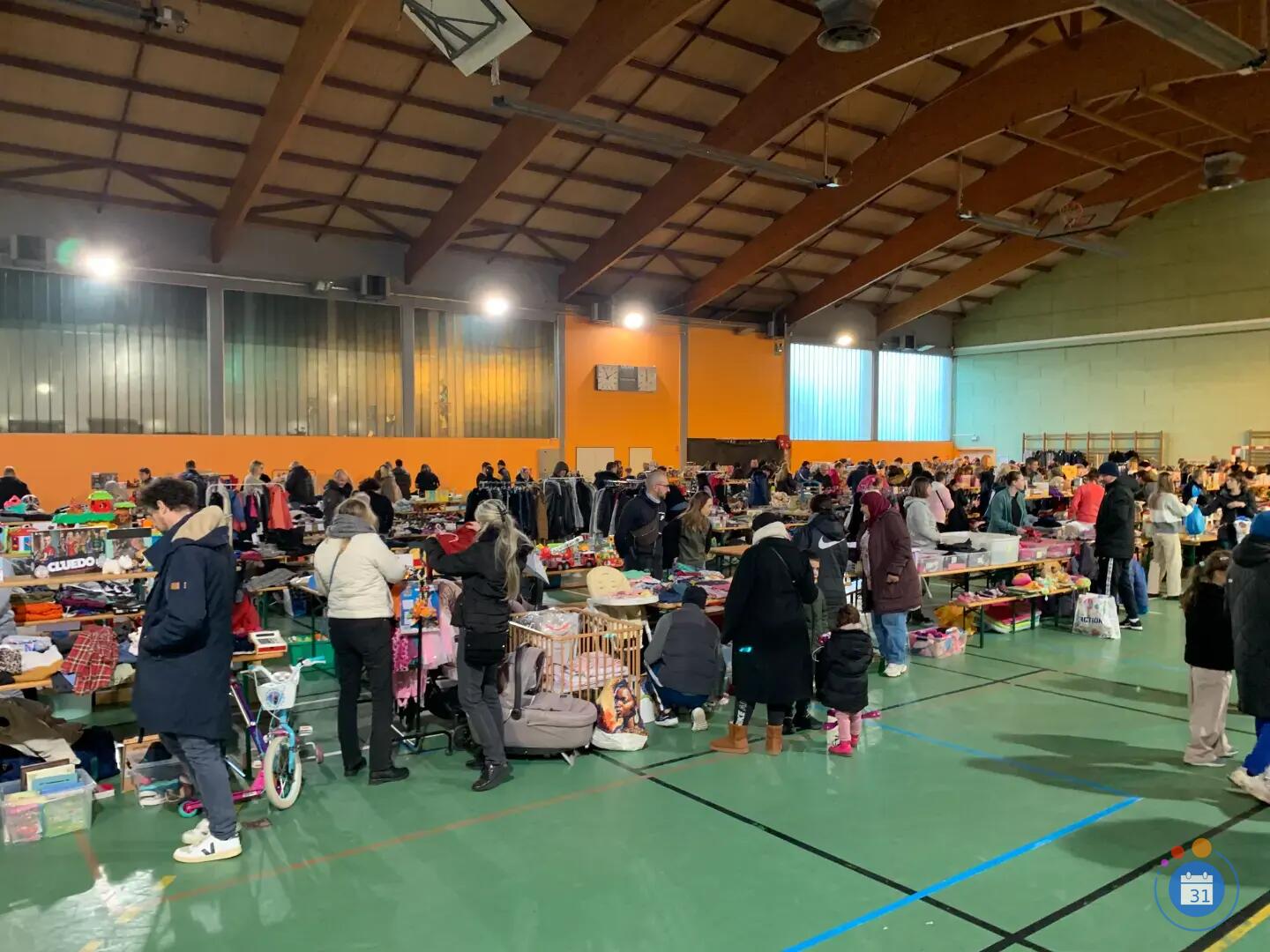 Image Bourse aux Jouets et vêtements Enfants et Adultes (photo 1)