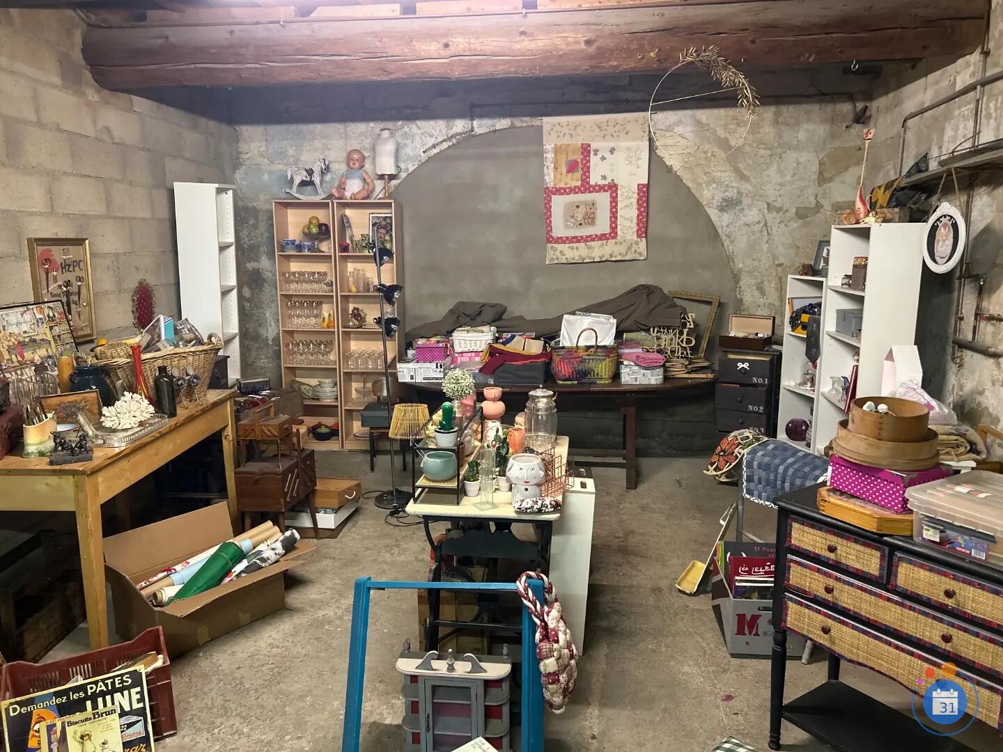 Image Vide maison à COMPS (à côté des Arènes) (photo 1)