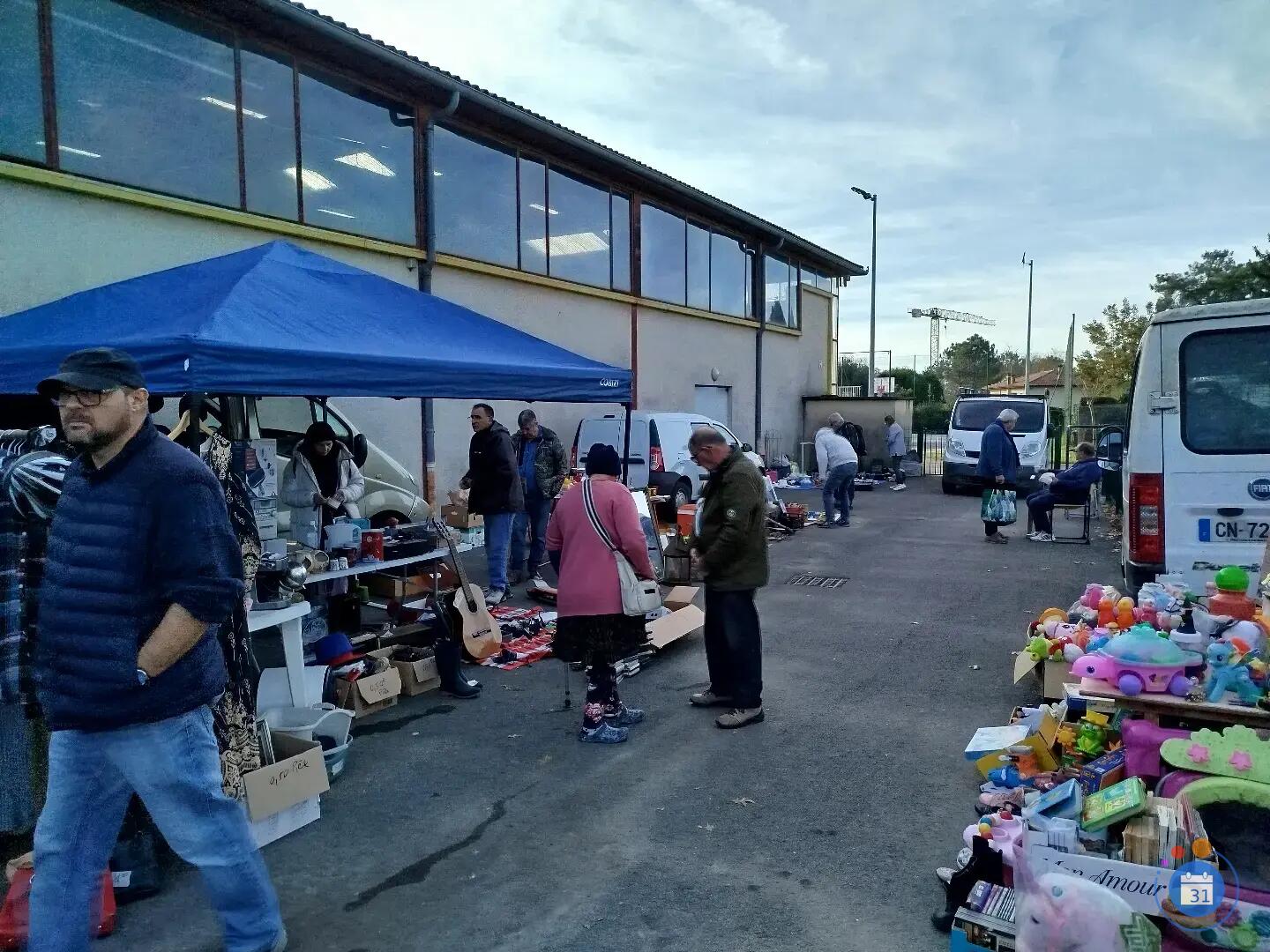 Image Vide grenier (photo 2)