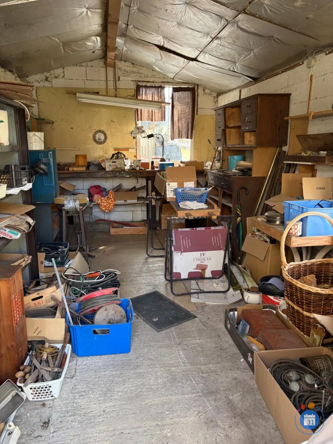 Image Bon vide maison tableaux bibelots horlogerie coutellerie fonds de grenier et ate (photo 4)