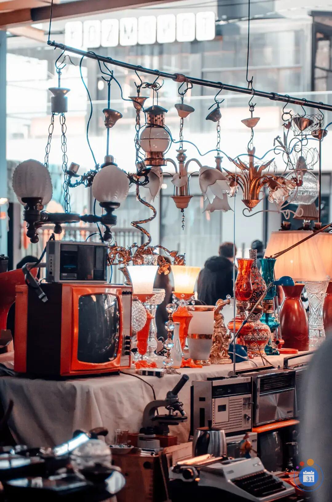Image VIDE GRENIER BROCANTE D'AUTOMNE (photo 1)