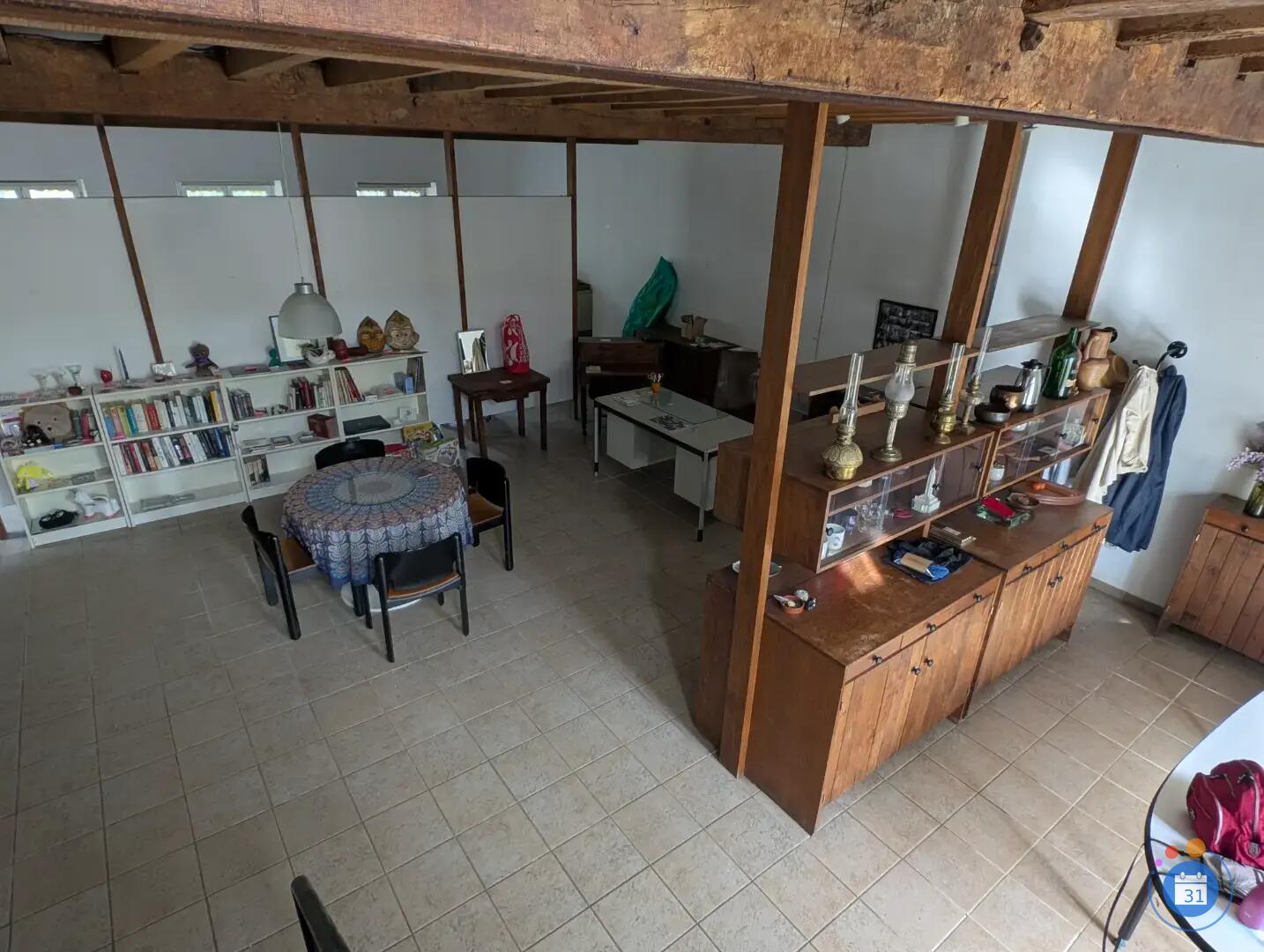 Image Vide-maison – meubles, vinyles, livres, Pokémon, Harry Potter (photo 4)