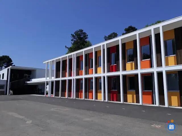 Image 1er vide-greniers du Lycée Jean Garnier (photo 2)