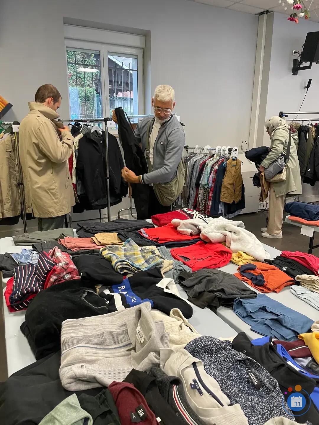 Image Bourse aux vêtements et accessoires Automne-hiver (photo 2)