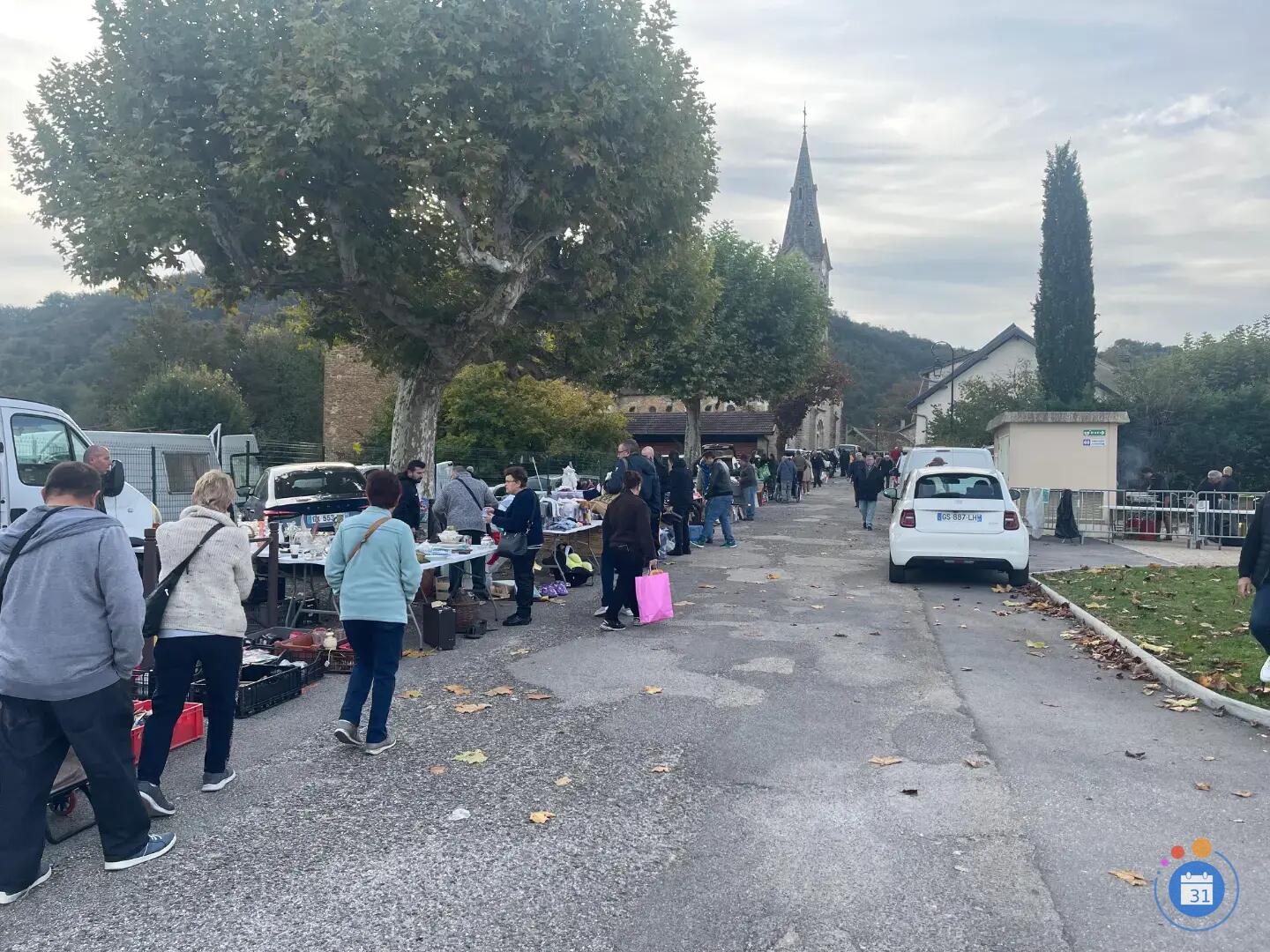 Image 🧺 Vide-grenier du Sou des Écoles de Chozeau (photo 2)