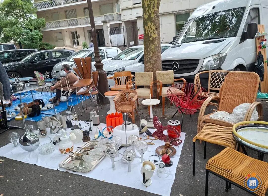 Image VENTE VINTAGE, FRIPERIE & BROCANTE À FONDETTES (photo 1)