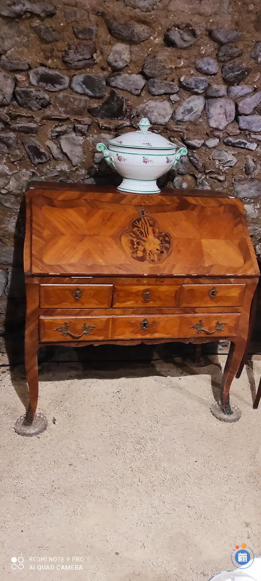Image Brocante et décoration au château de Blacieux (photo 2)