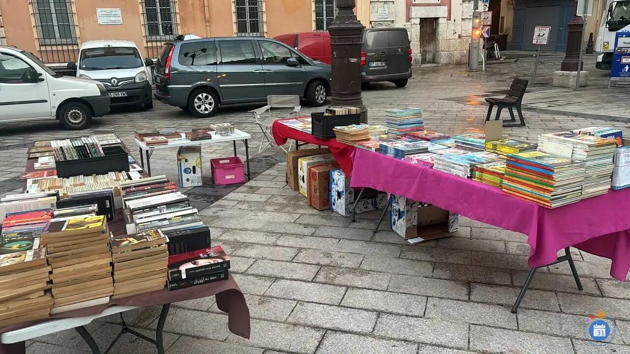 Image marché aux livres (photo 1)