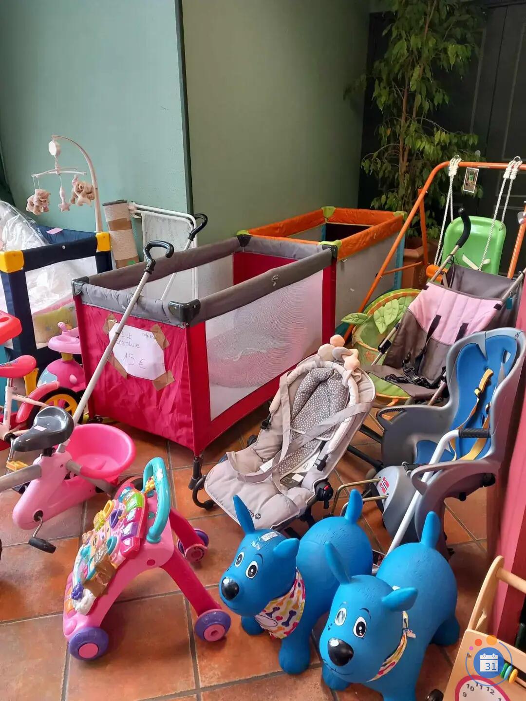 Image 20ème bourse aux vêtements d'enfants, jouets, livres, etc... (photo 2)