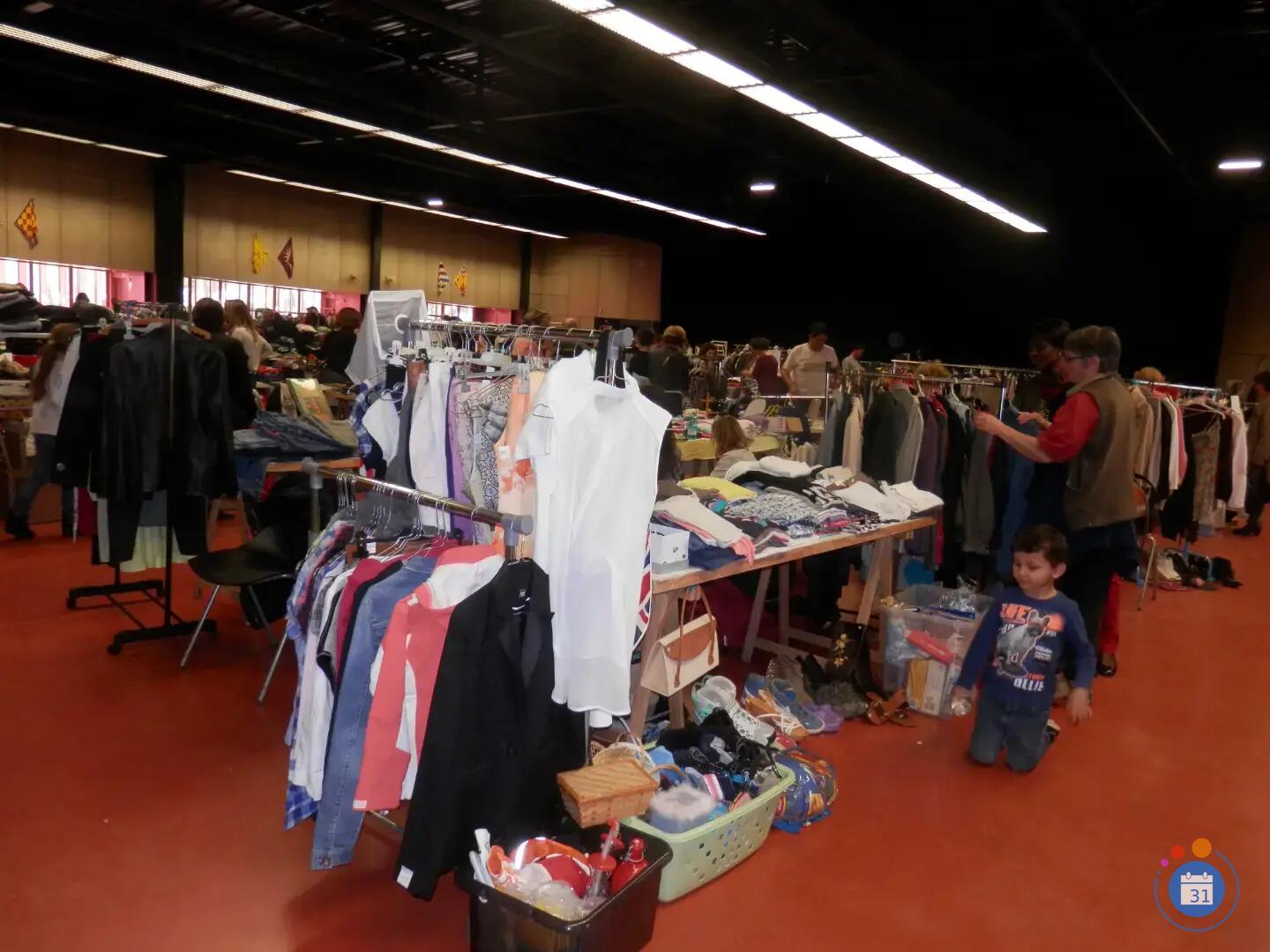 Image AFT Vide grenier automne (photo 1)