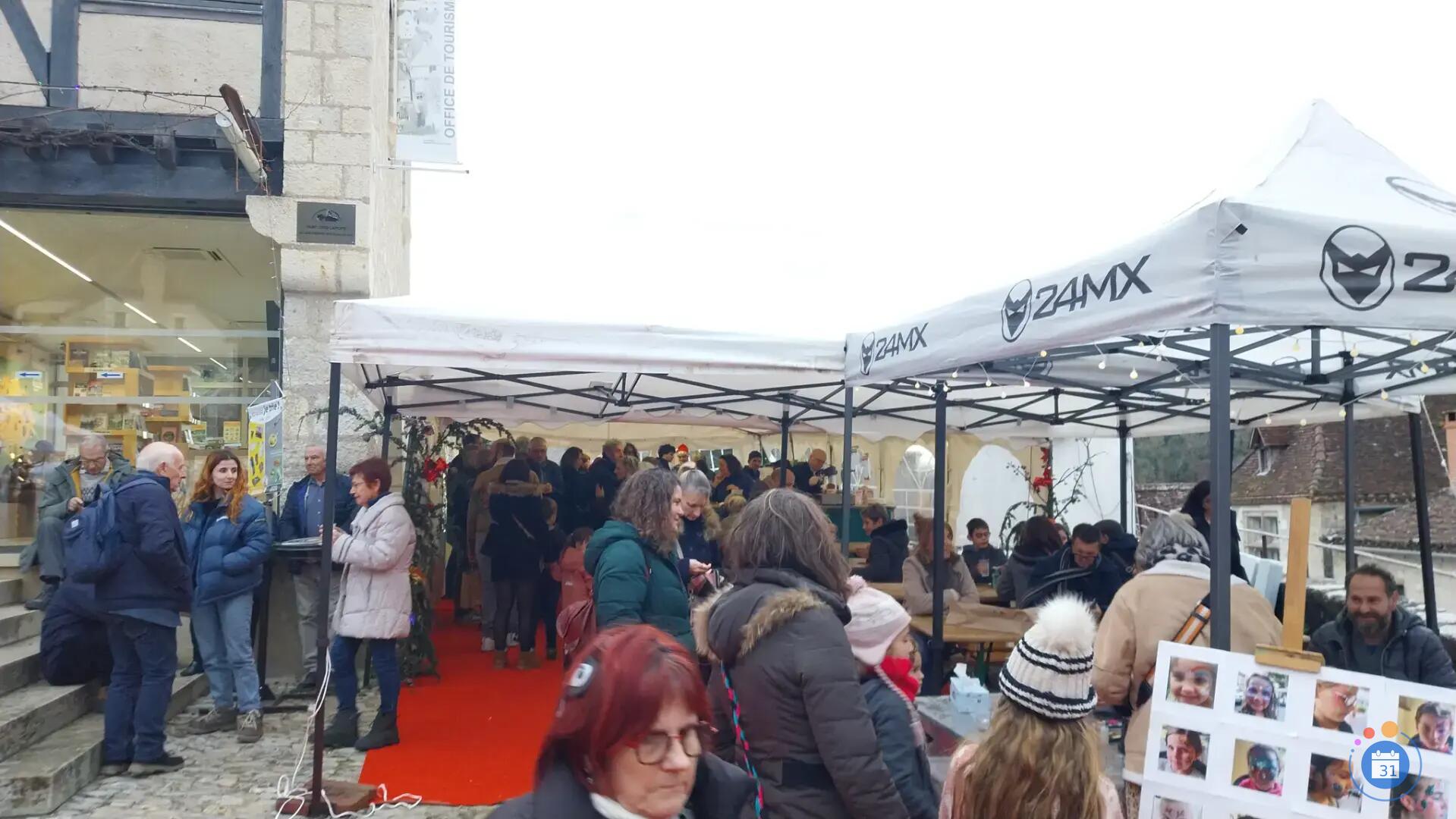Image SAINT CIRQ LAPOPIE FETE NOEL (MARCHE DE NOEL ET CRECHE VIVANTE) (photo 3)