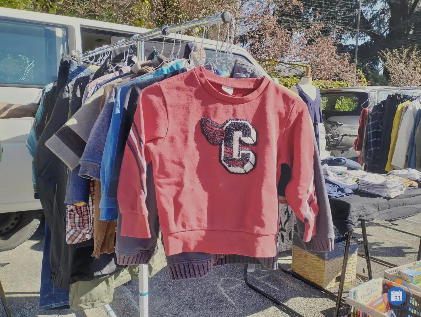 Image Vide Grenier Comité des Fêtes Jean-Jaurès (photo 3)
