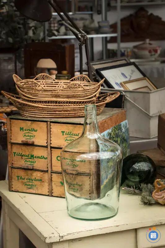 Image Vide grenier (photo 1)