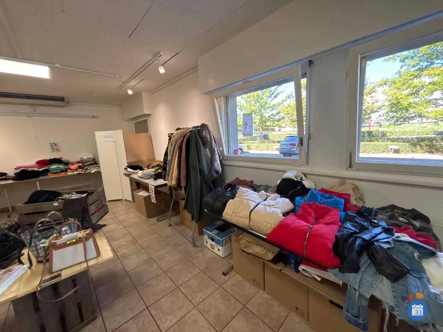 Image Vide Dressing femmes (photo 2)