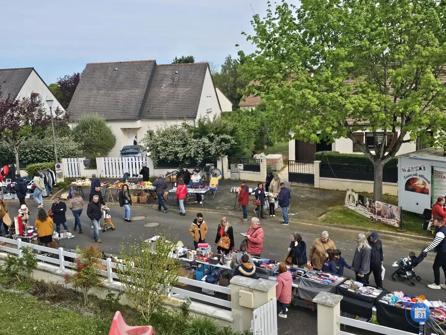 Image Vide-greniers des jardins de la Douzillère 4ème édition (photo 2)